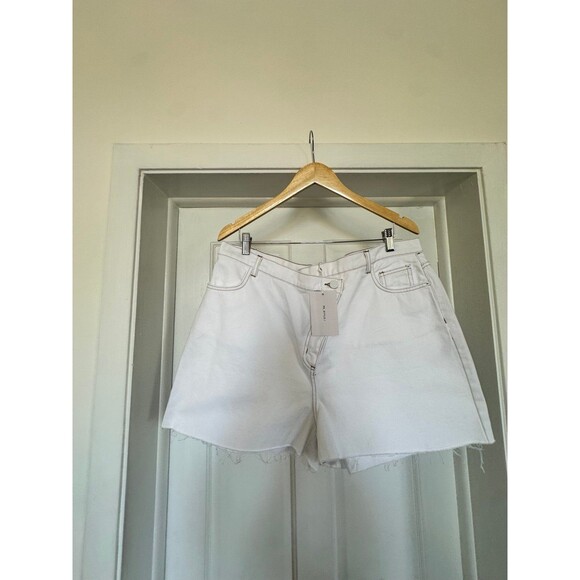NWT misguided white jean shorts size 14 asymmetrical waist - Picture 2 of 7
